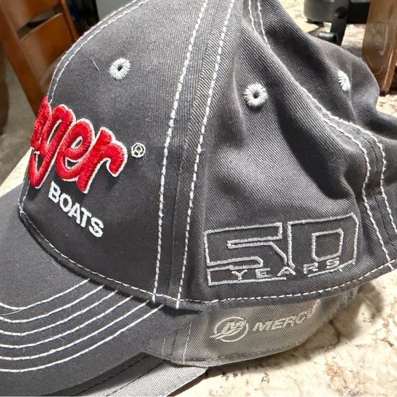 Ranger Boats, Simme Fishing, Patagonia, and Costa hats. - Picture 4 of 7